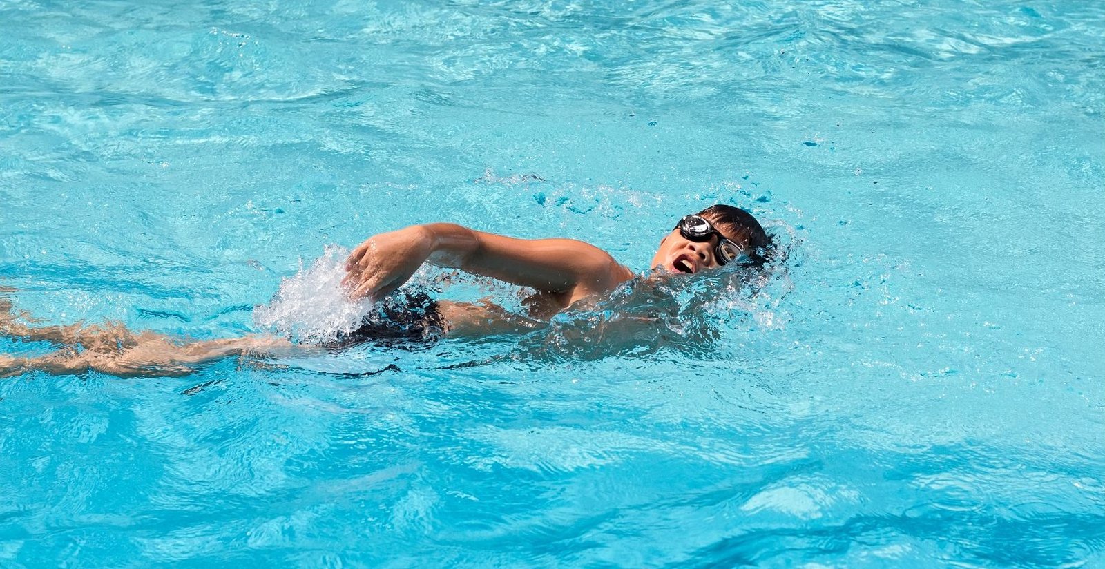 Kid Swimming 1 Kid Swimming